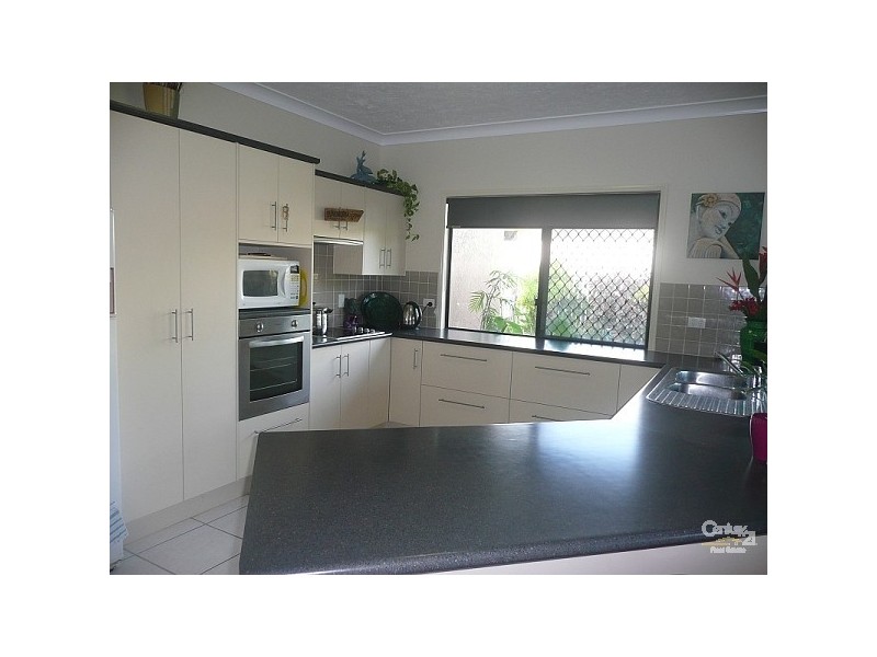 20 Greentree Circuit, Bushland Beach QLD 4818