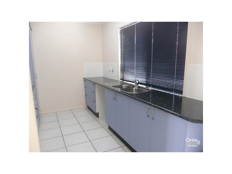 52 Elphinstone Drive, Kirwan QLD 4817