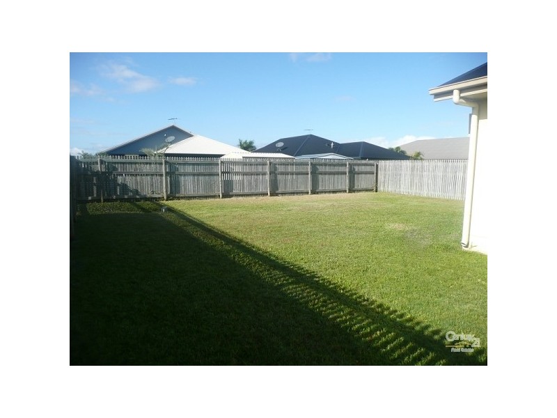 52 Elphinstone Drive, Kirwan QLD 4817