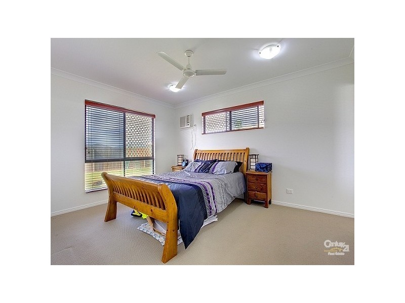 28 Eungella Court, Bushland Beach QLD 4818