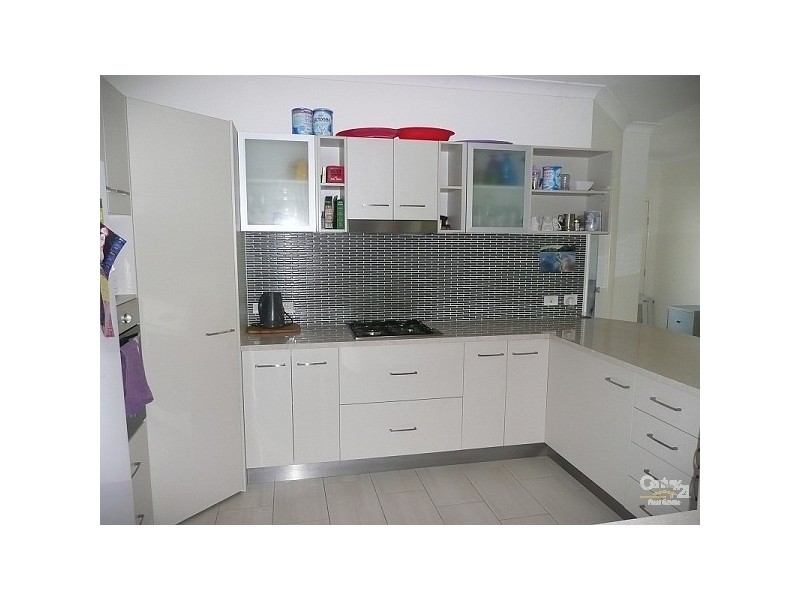 16 Shutehaven Circuit, Bushland Beach QLD 4818