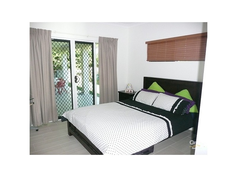 16 Shutehaven Circuit, Bushland Beach QLD 4818