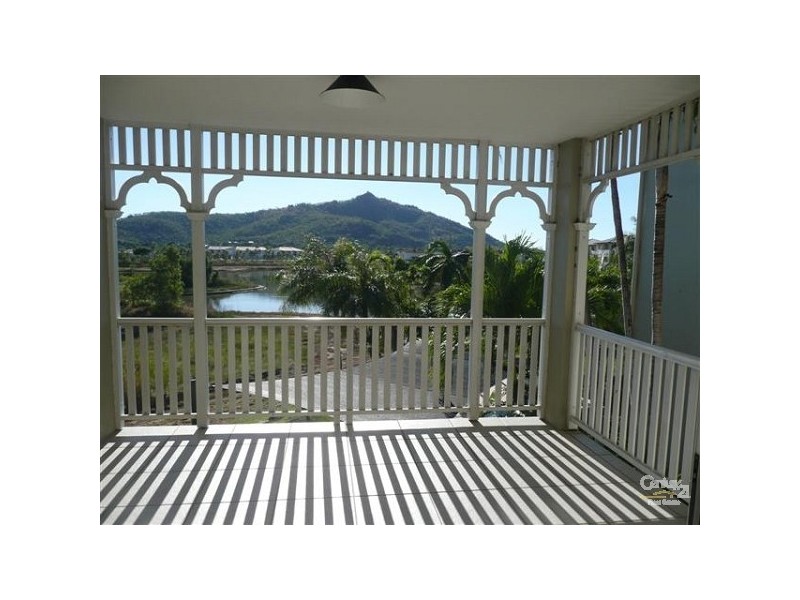 9 12-14 Martinez Avenue, West End QLD 4810