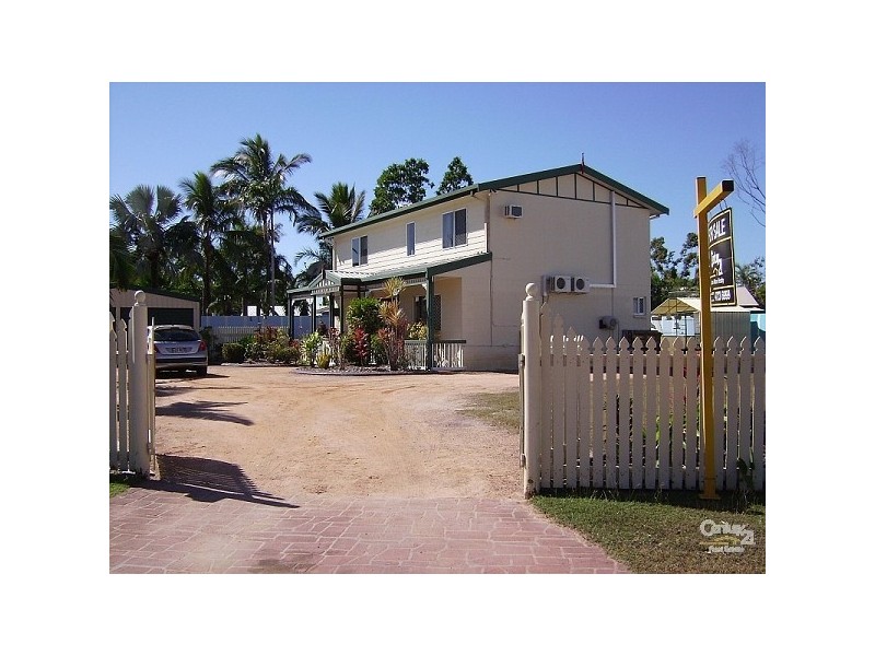 371 Mount Low Parkway, Bushland Beach QLD 4818
