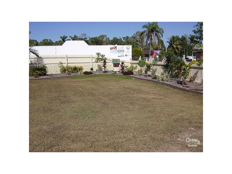 371 Mount Low Parkway, Bushland Beach QLD 4818