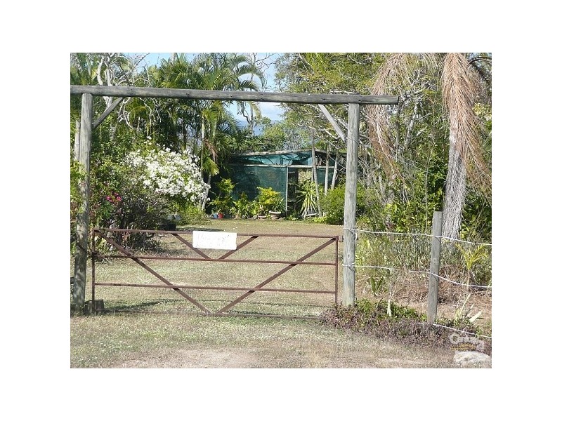 6 Vivian Voss Court, Black River QLD 4818