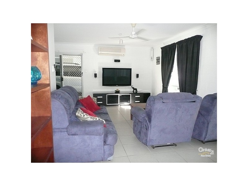 54 FEENEY AVENUE, Rasmussen QLD 4815