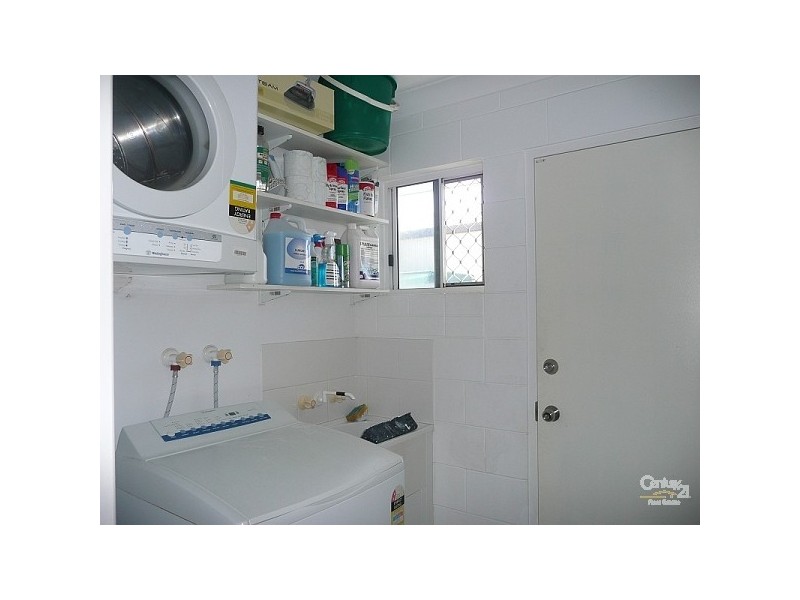 54 FEENEY AVENUE, Rasmussen QLD 4815