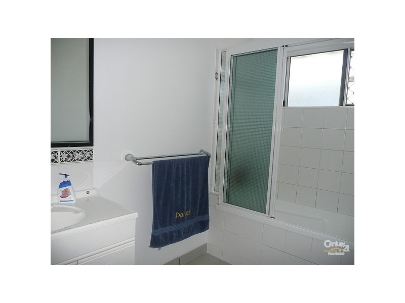 54 FEENEY AVENUE, Rasmussen QLD 4815