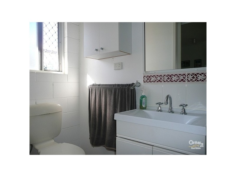 54 FEENEY AVENUE, Rasmussen QLD 4815