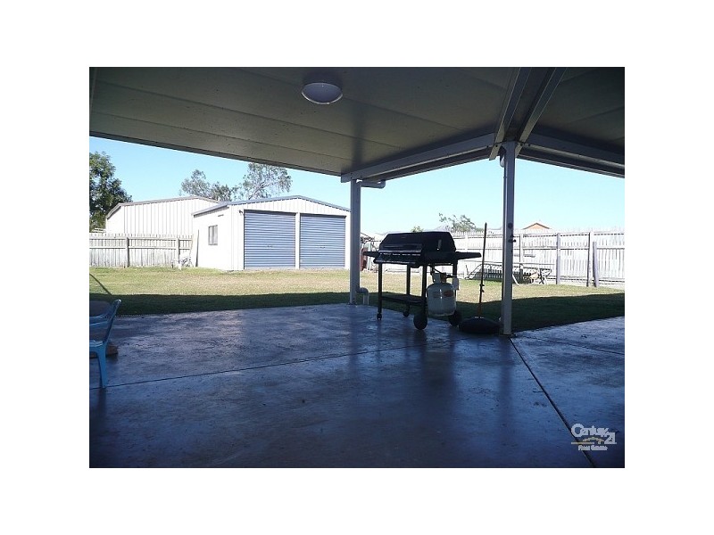 54 FEENEY AVENUE, Rasmussen QLD 4815