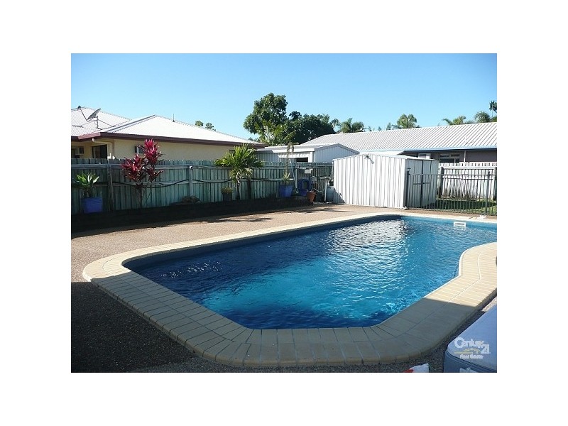 54 FEENEY AVENUE, Rasmussen QLD 4815