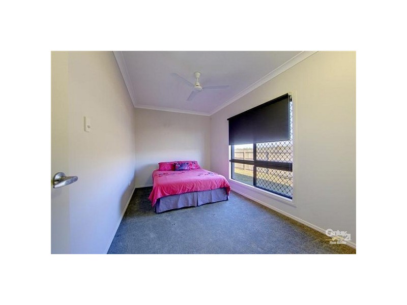 19 Mariala Court, Bushland Beach QLD 4818