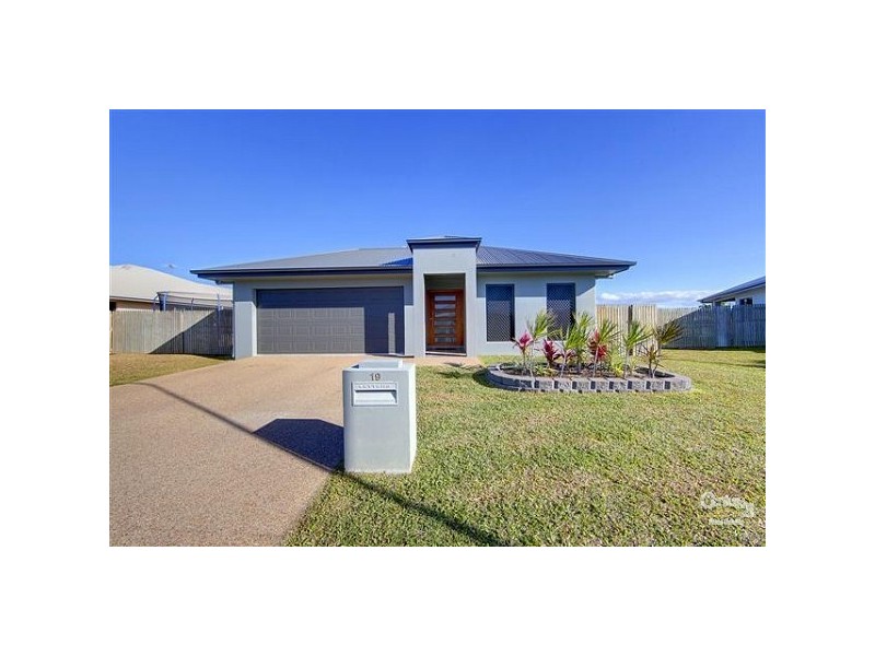 19 Mariala Court, Bushland Beach QLD 4818