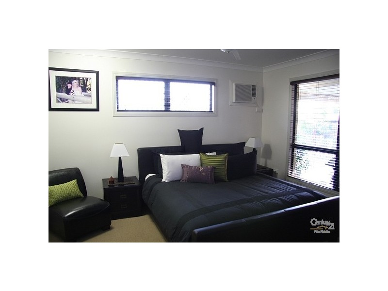 4 Ella Court, Mount Louisa QLD 4814