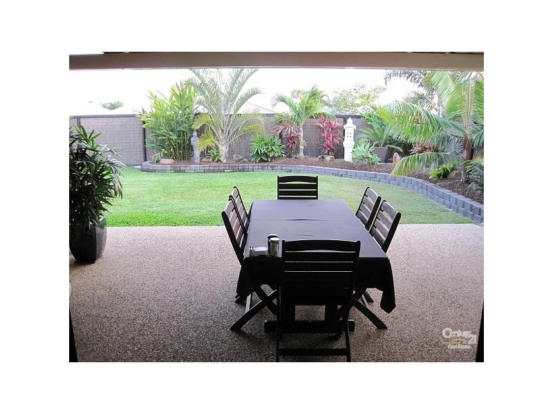 4 Ella Court, Mount Louisa QLD 4814