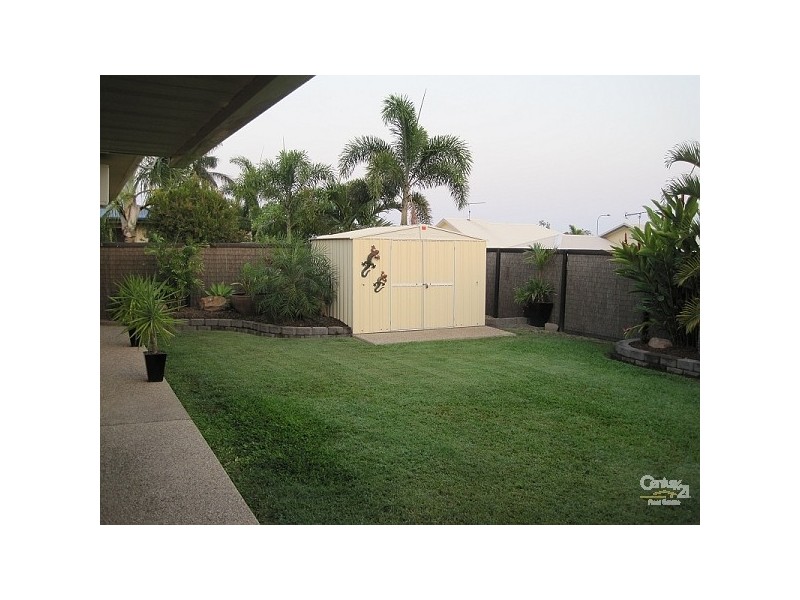 4 Ella Court, Mount Louisa QLD 4814