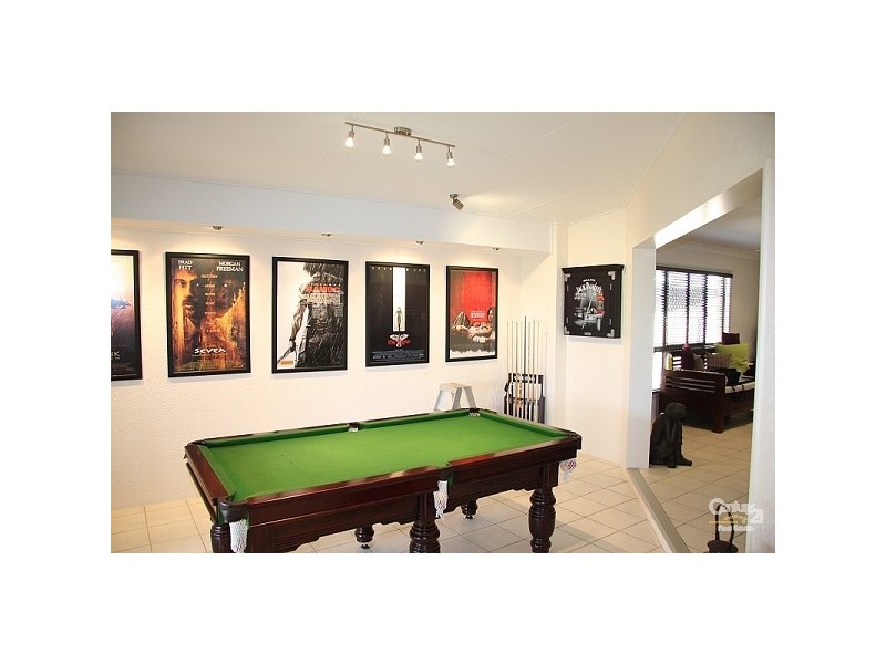 4 Ella Court, Mount Louisa QLD 4814