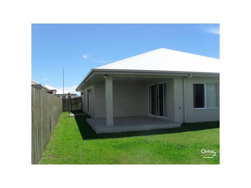 25 Ningaloo Crescent, Burdell QLD 4818