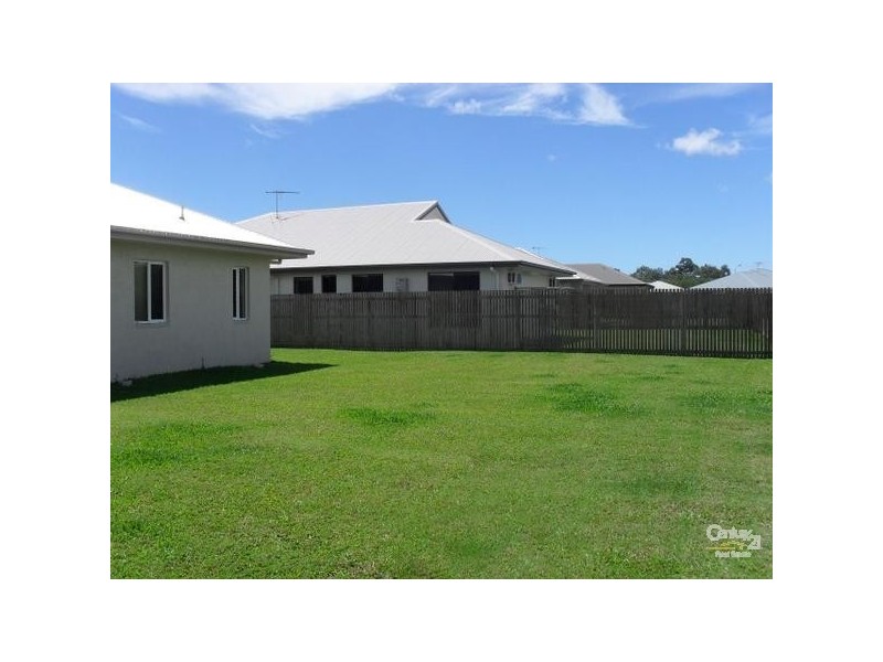 25 Ningaloo Crescent, Burdell QLD 4818