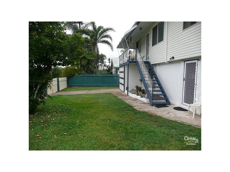 4 Banora Court, Mount Louisa QLD 4814