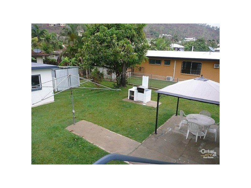 4 Banora Court, Mount Louisa QLD 4814