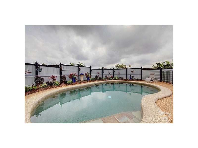 5 Irvinebank Road, Mount Low QLD 4818