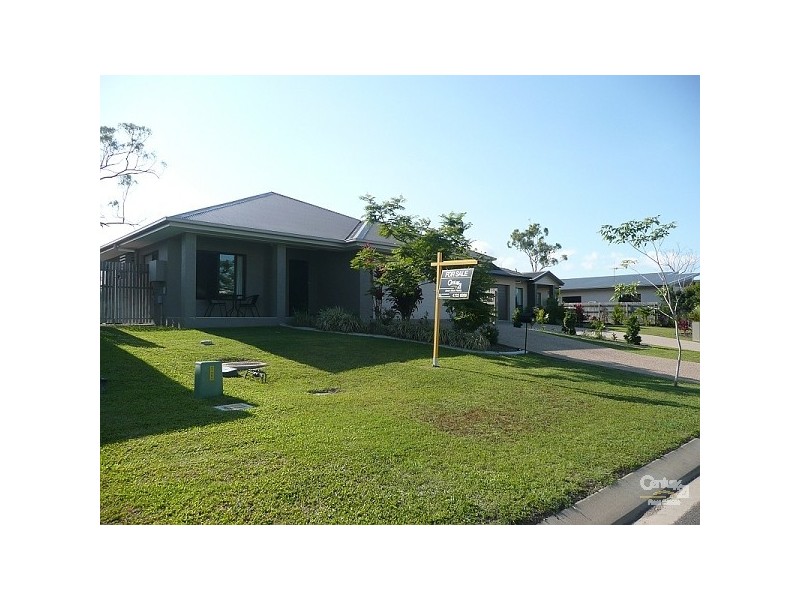 33 Mannikin Way KALYNDA CHASE, Bohle Plains QLD 4817