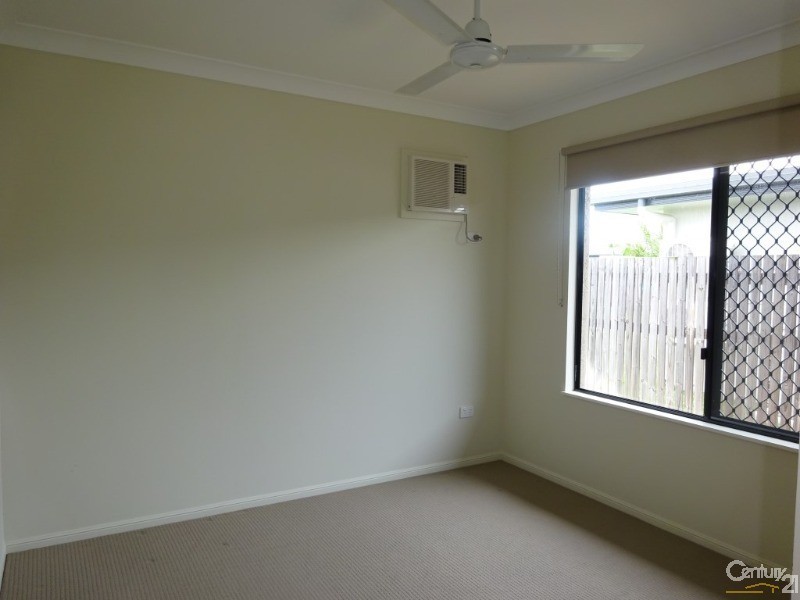 21 Currawinya Court, Bushland Beach QLD 4818