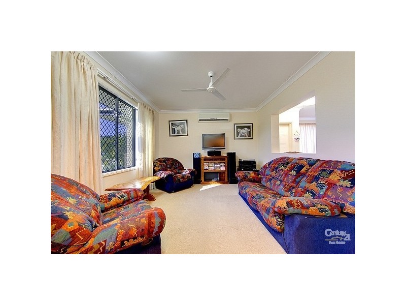 31 Dungurra Place, Bushland Beach QLD 4818