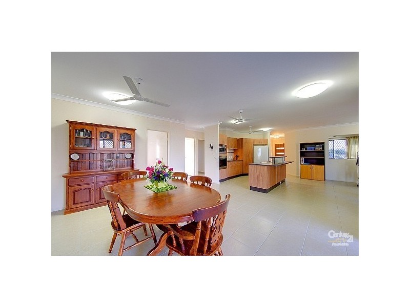 31 Dungurra Place, Bushland Beach QLD 4818
