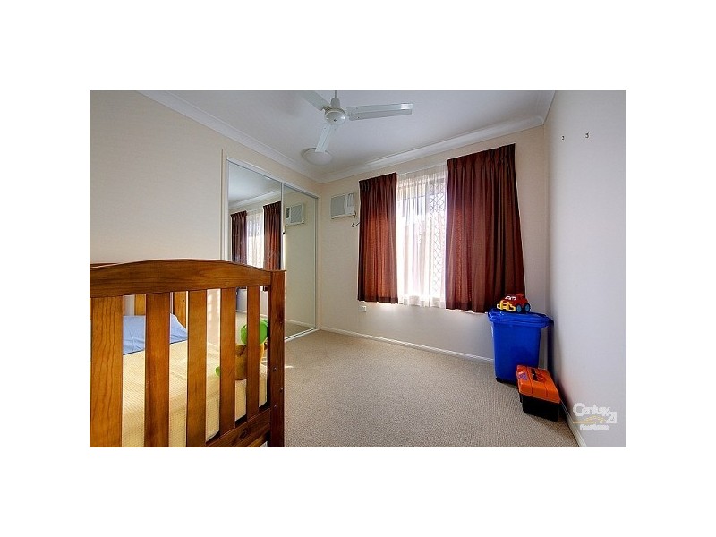 31 Dungurra Place, Bushland Beach QLD 4818