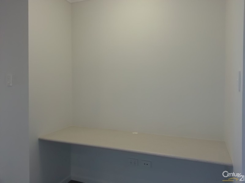 75 Daintree Drive, Bushland Beach QLD 4818