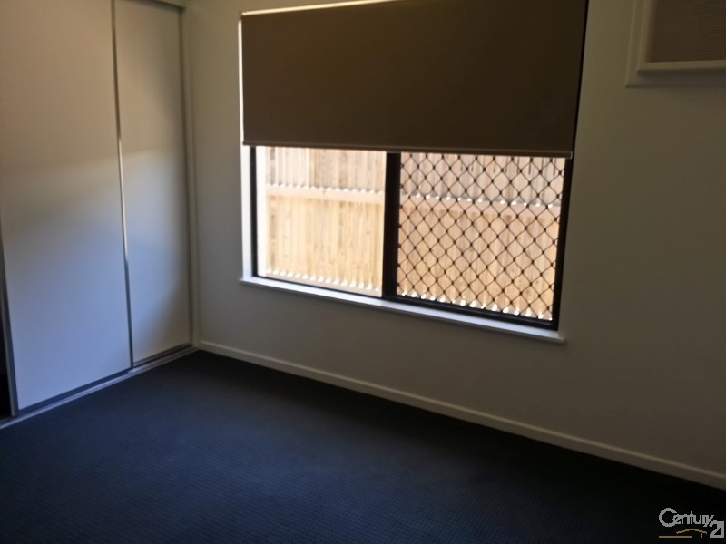 75 Daintree Drive, Bushland Beach QLD 4818