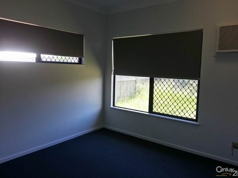 75 Daintree Drive, Bushland Beach QLD 4818