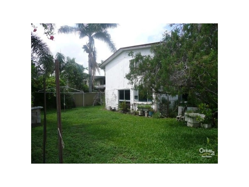 2 Brett Street, Cranbrook QLD 4814