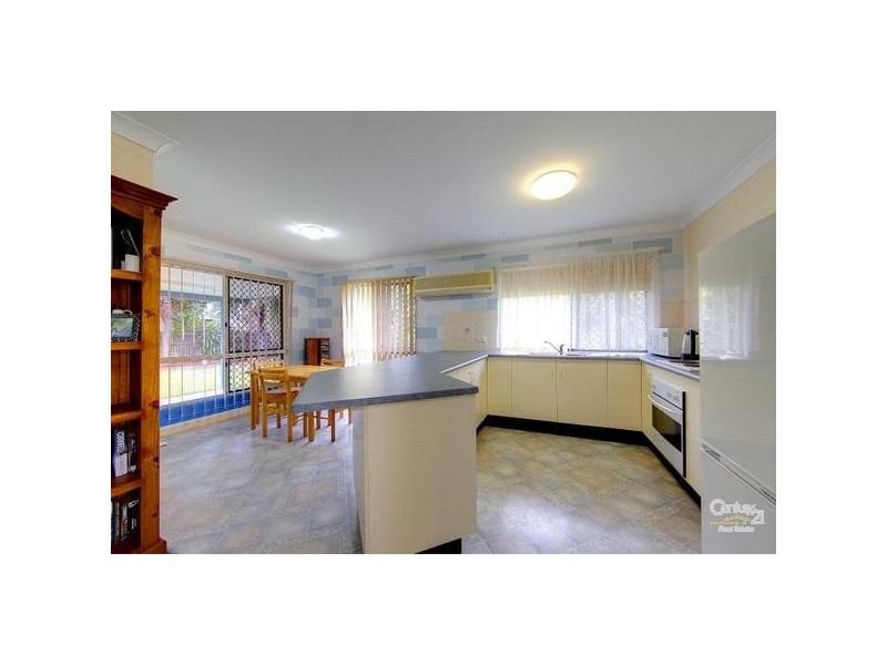 6 Noscov Crescent, Kelso QLD 4815