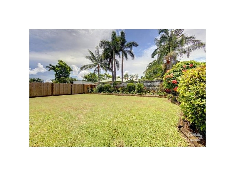 30 Hinchinbrook Drive, Thuringowa Central QLD 4817