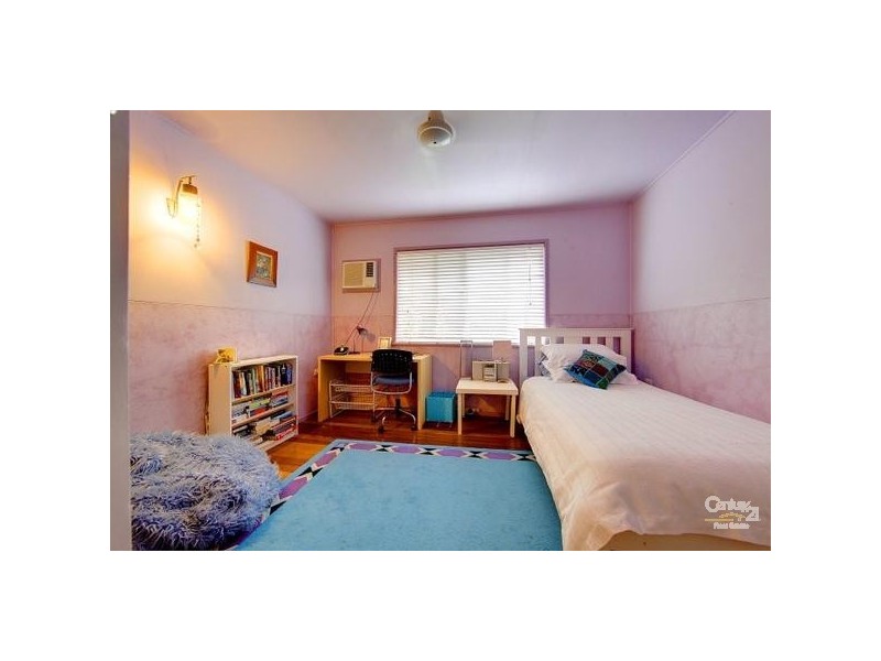 31 Park Street, Pimlico QLD 4812