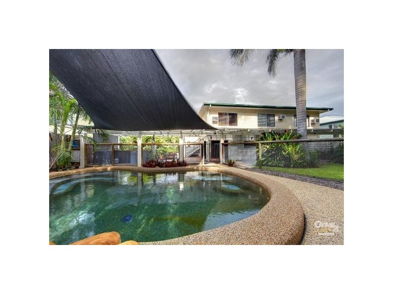 31 Park Street, Pimlico QLD 4812