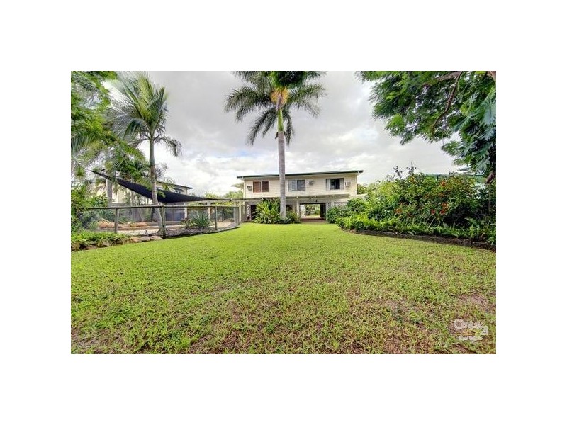 31 Park Street, Pimlico QLD 4812