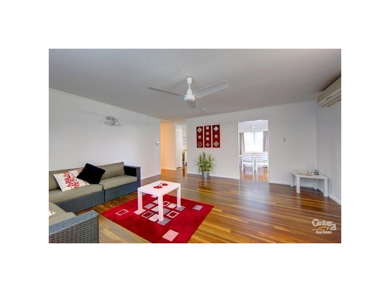 17 Banksia Street, Kirwan QLD 4817