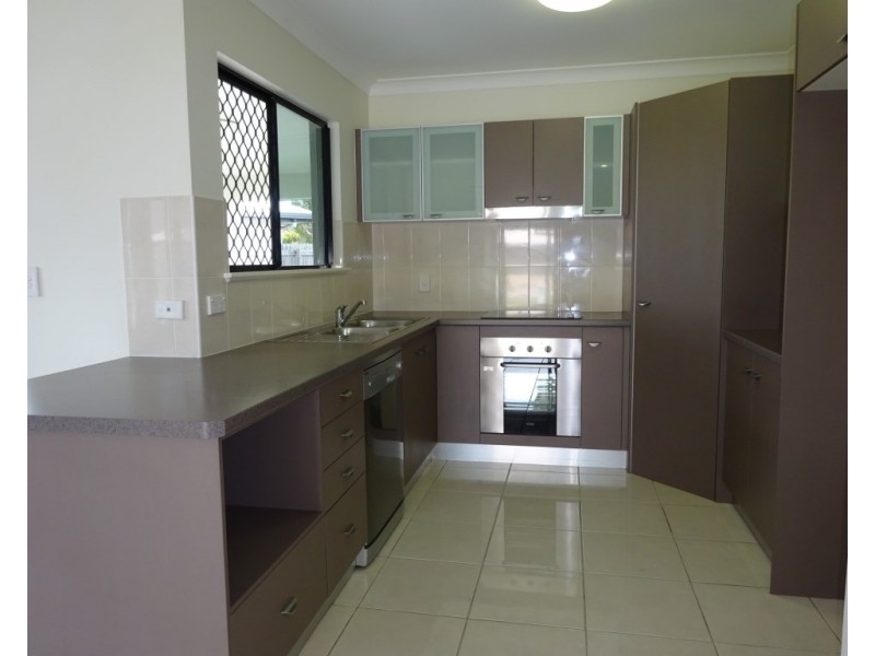 9 Benedore Street, Rasmussen QLD 4815