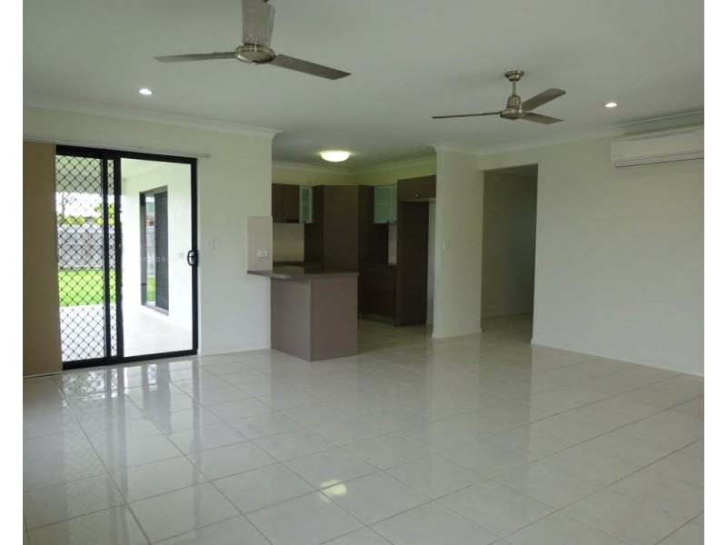 9 Benedore Street, Rasmussen QLD 4815