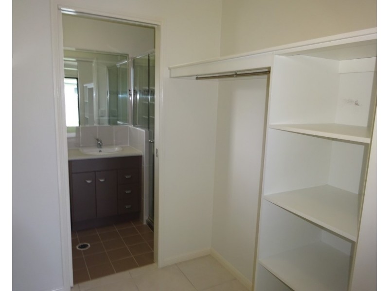 9 Benedore Street, Rasmussen QLD 4815