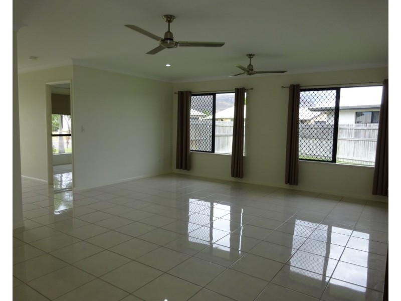 9 Benedore Street, Rasmussen QLD 4815