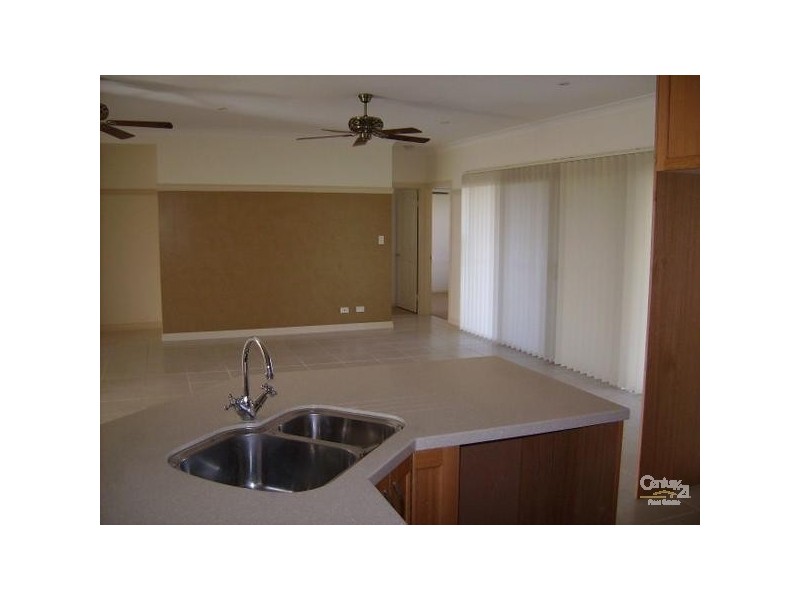 3 Mowbray Court, Mount Low QLD 4818