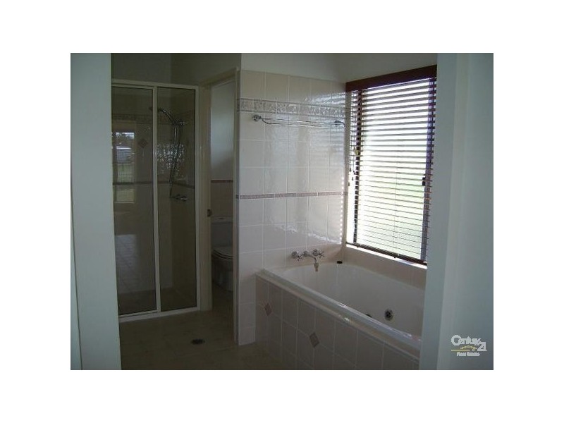 3 Mowbray Court, Mount Low QLD 4818