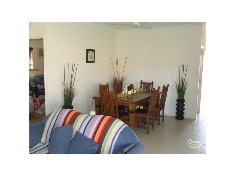 21 Anchorage Circuit, Bushland Beach QLD 4818