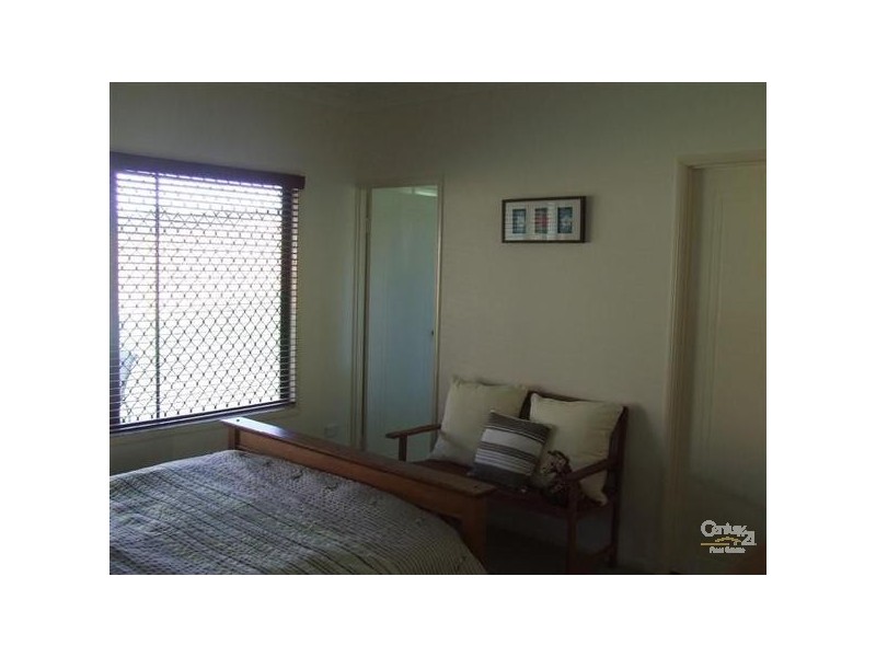 21 Anchorage Circuit, Bushland Beach QLD 4818